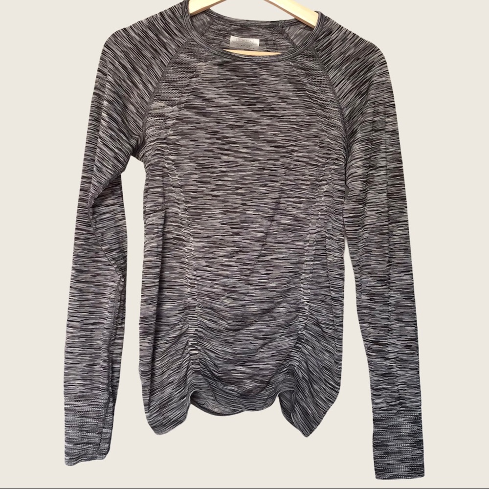 Athleta Scoop Neck Ruched Long Sleeve Grey Marled Shirt